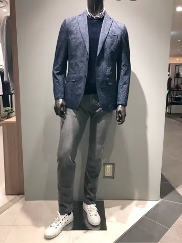 JOSEPH ABBOUD 川田 コーディネート画像