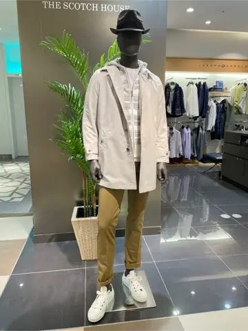 JOSEPH ABBOUD 渡辺あやこ コーディネート画像