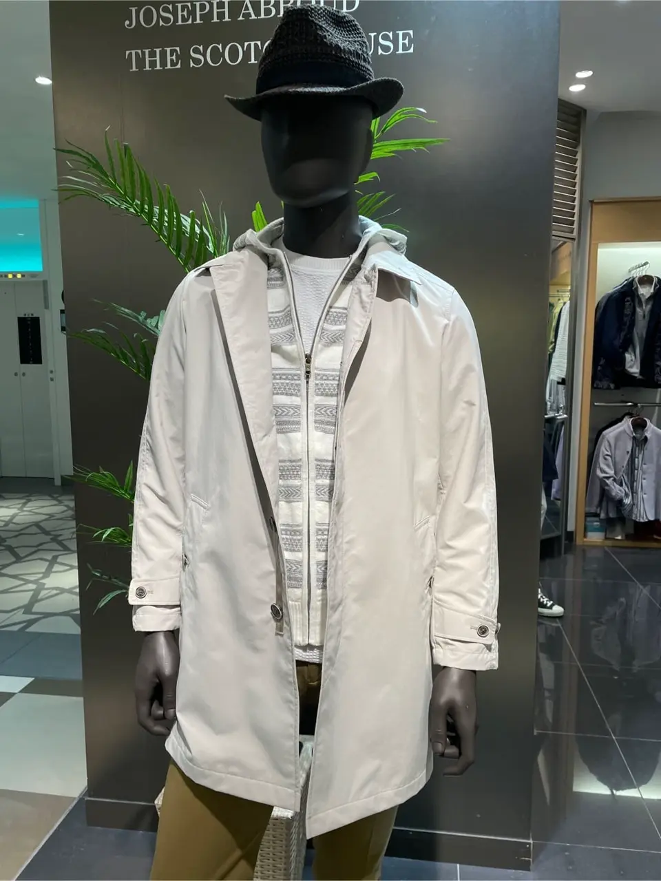 JOSEPH ABBOUD 渡辺あやこ コーディネート画像