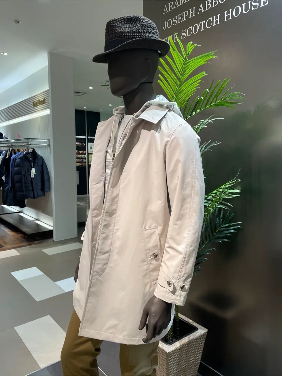 JOSEPH ABBOUD 渡辺あやこ コーディネート画像