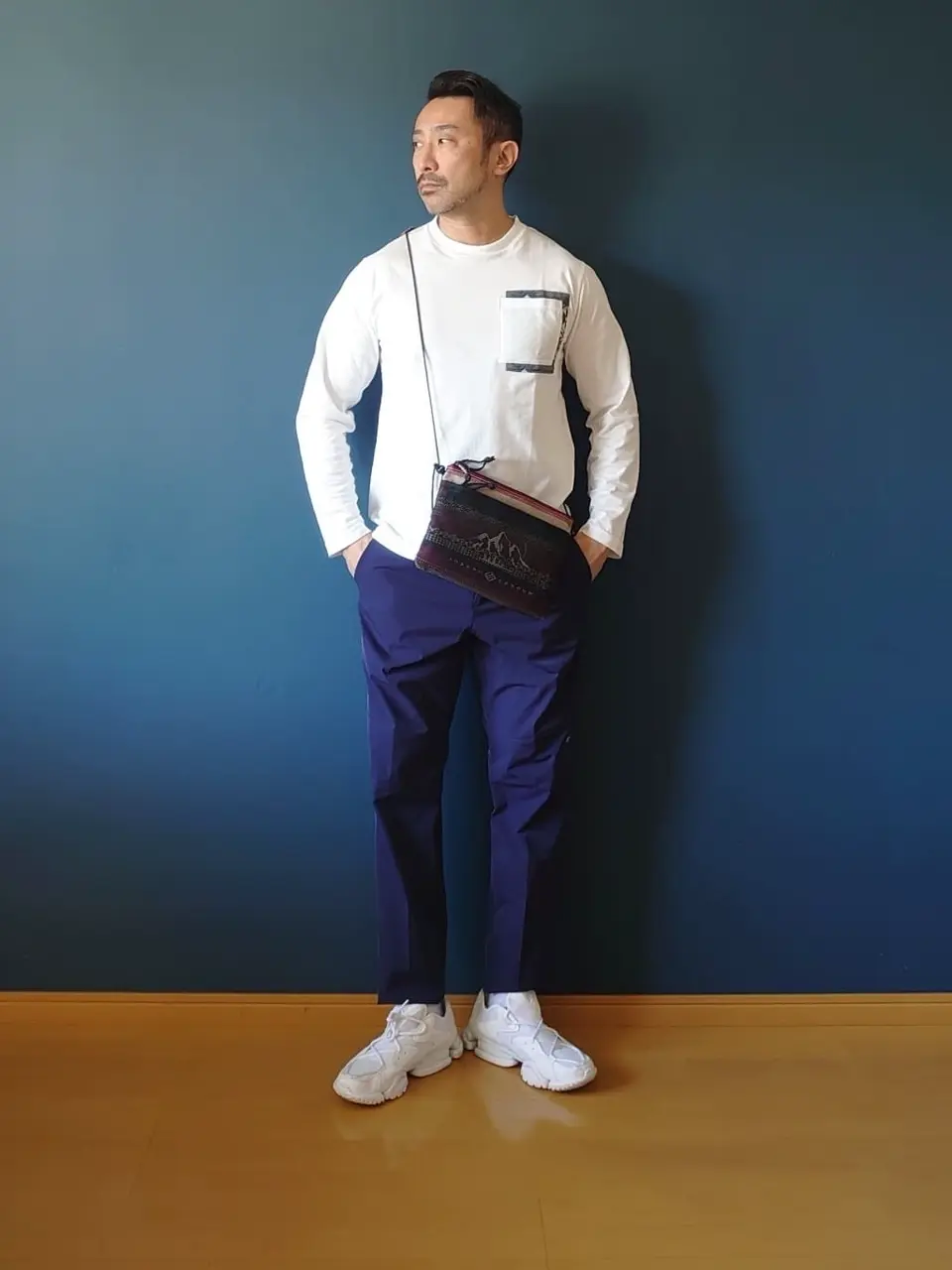 JOSEPH ABBOUD 安東 コーディネート画像