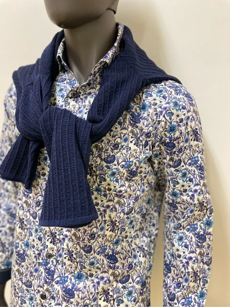 JOSEPH ABBOUD 金本 コーディネート画像