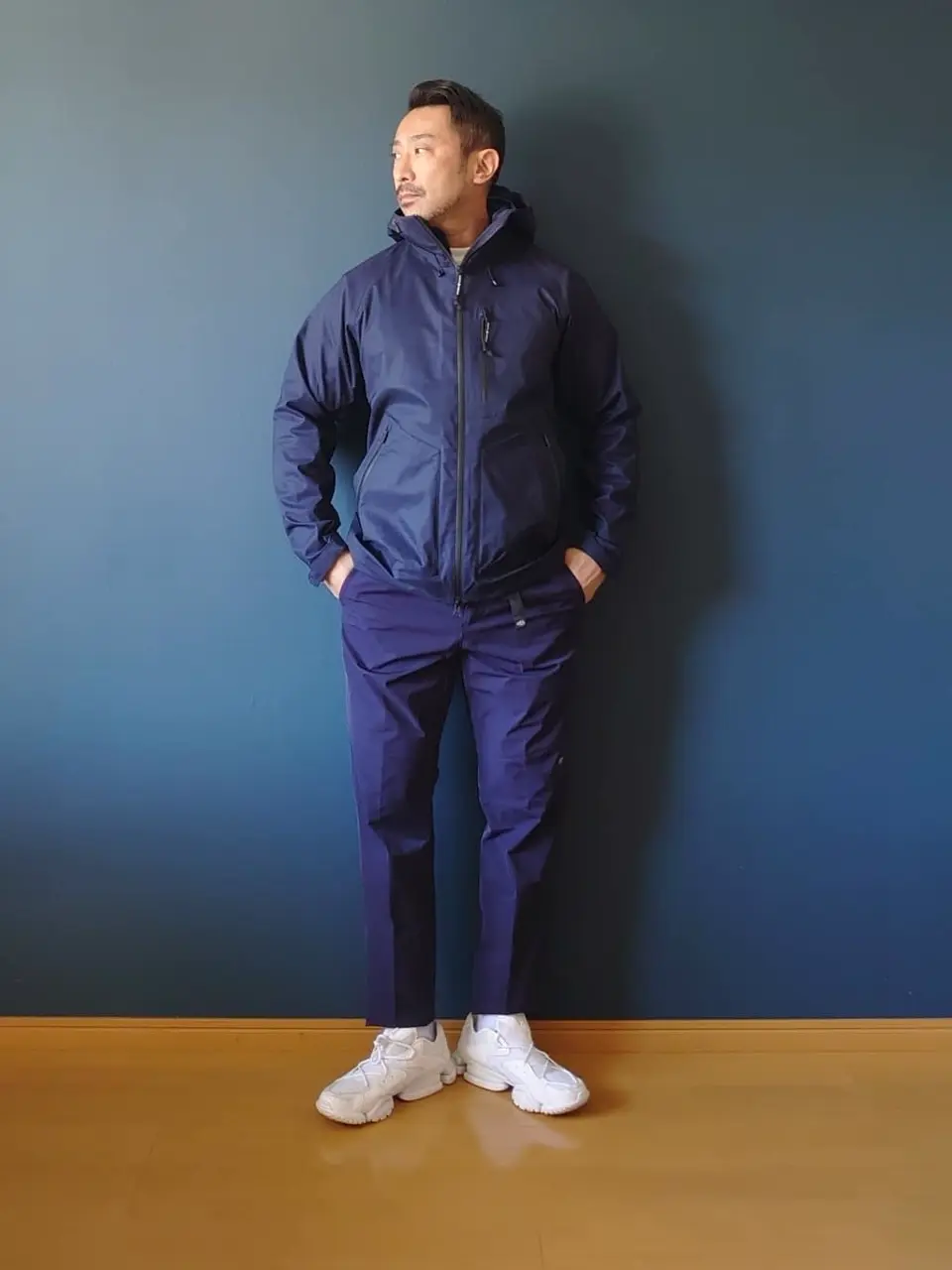 JOSEPH ABBOUD 安東 コーディネート画像