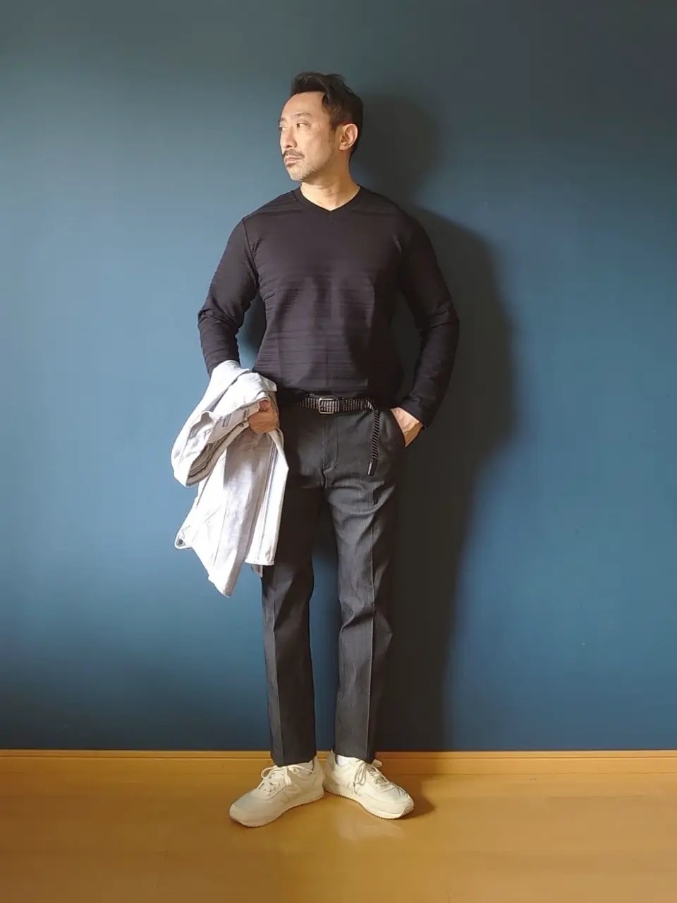 JOSEPH ABBOUD 安東 コーディネート画像