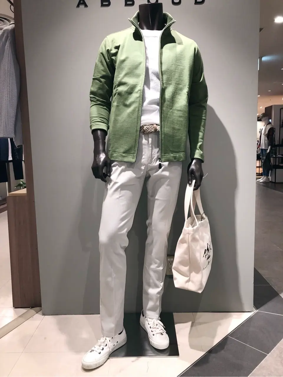 JOSEPH ABBOUD 川田 コーディネート画像