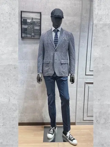 JOSEPH ABBOUD 二澤 コーディネート画像