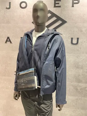 JOSEPH ABBOUD 東　 コーディネート画像