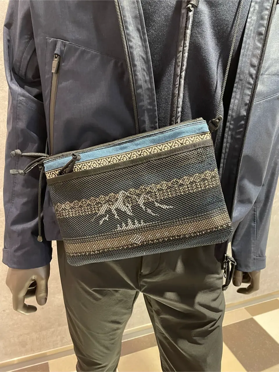 JOSEPH ABBOUD 東　 コーディネート画像