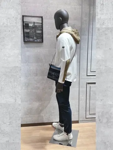 JOSEPH ABBOUD 二澤 コーディネート画像