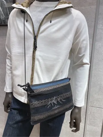 JOSEPH ABBOUD 二澤 コーディネート画像