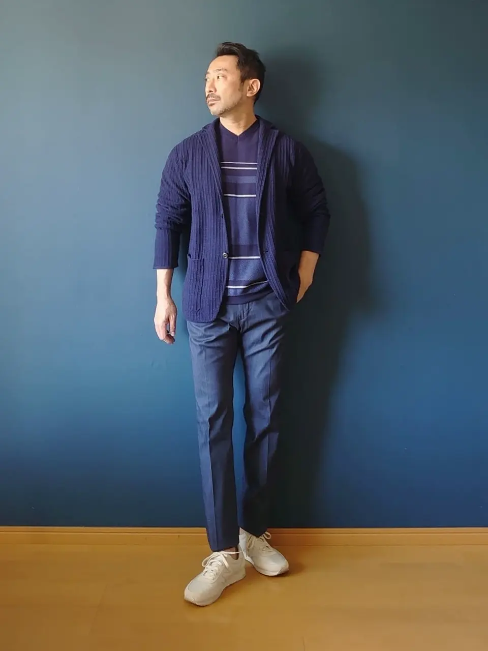 JOSEPH ABBOUD 安東 コーディネート画像