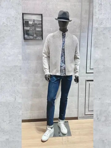 JOSEPH ABBOUD 二澤 コーディネート画像