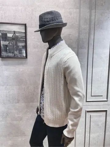 JOSEPH ABBOUD 二澤 コーディネート画像