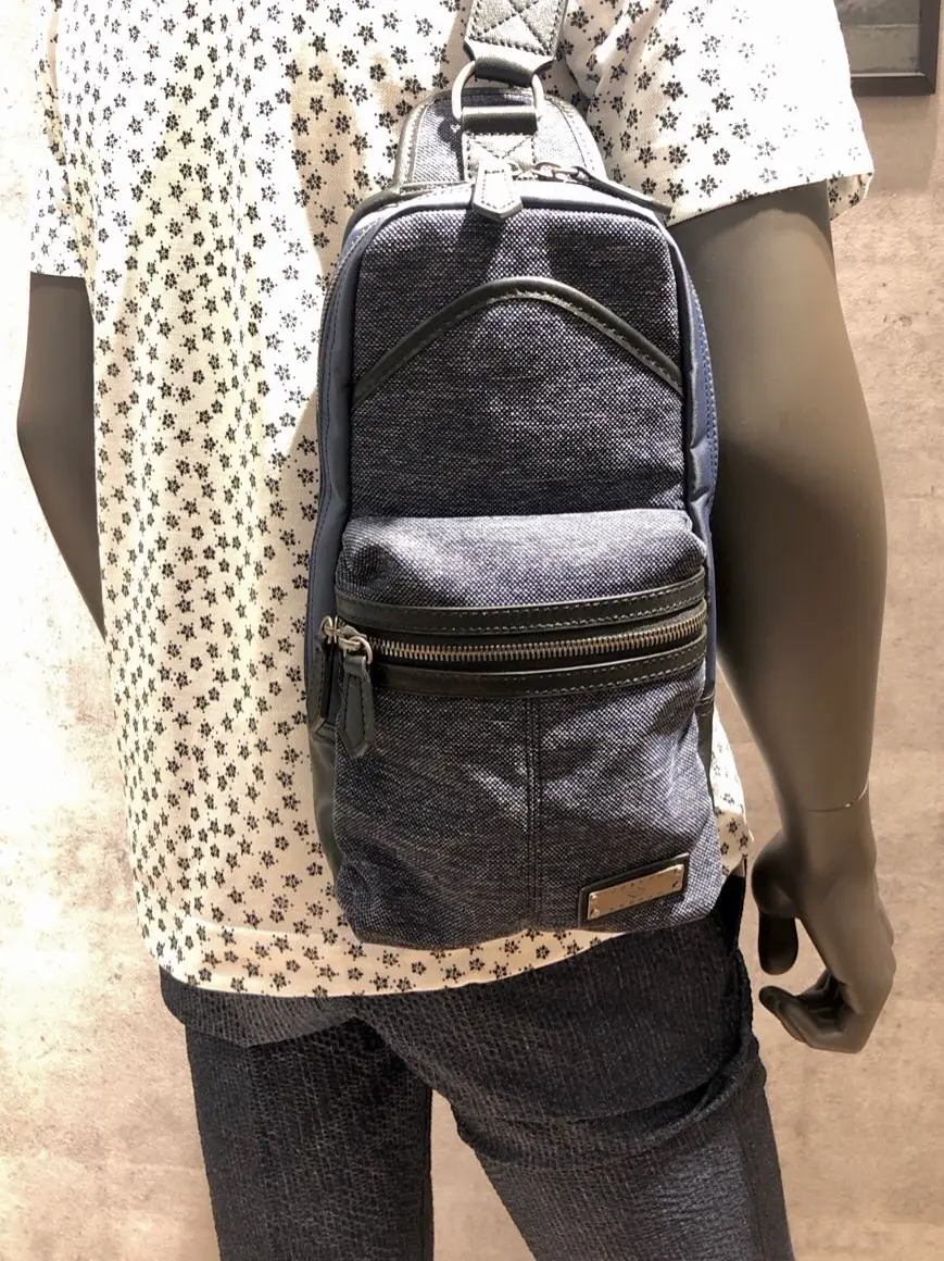 JOSEPH ABBOUD 二澤 コーディネート画像