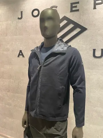 JOSEPH ABBOUD 東　 コーディネート画像