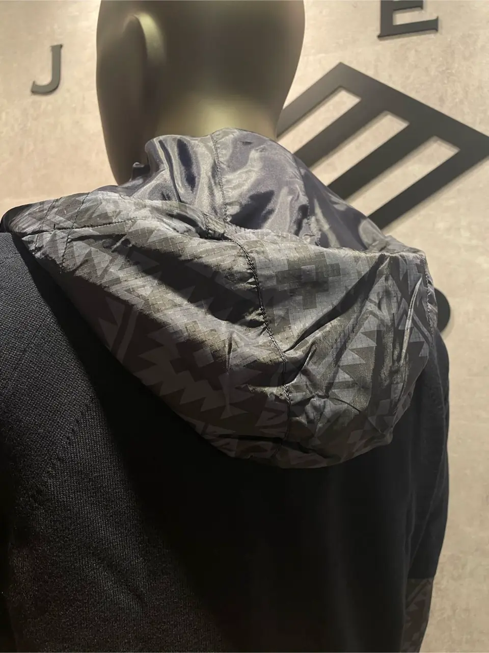 JOSEPH ABBOUD 東　 コーディネート画像