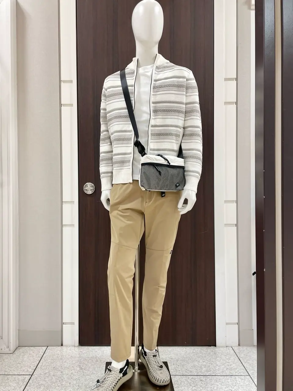 JOSEPH ABBOUD 松山 コーディネート画像