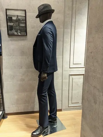 JOSEPH ABBOUD 大久 コーディネート画像