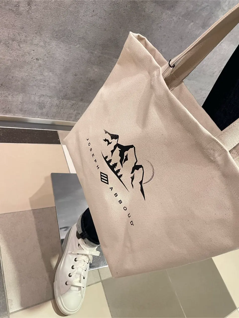 JOSEPH ABBOUD 東　 コーディネート画像