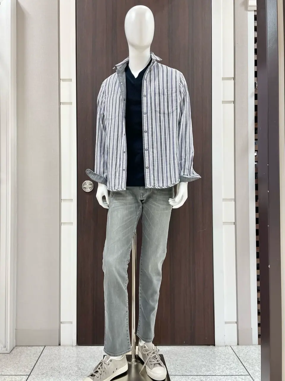 JOSEPH ABBOUD 松山 コーディネート画像