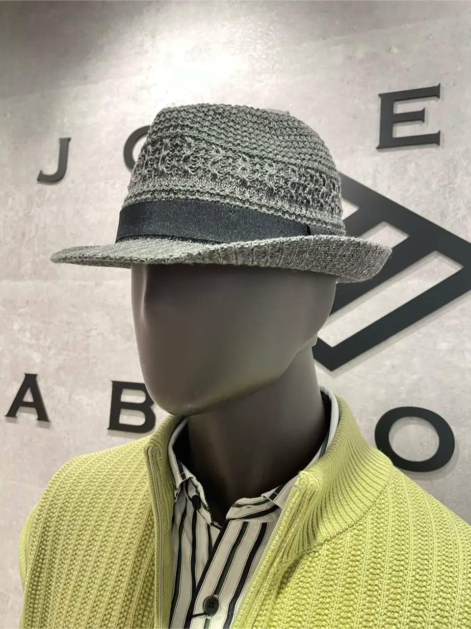 JOSEPH ABBOUD 東　 コーディネート画像