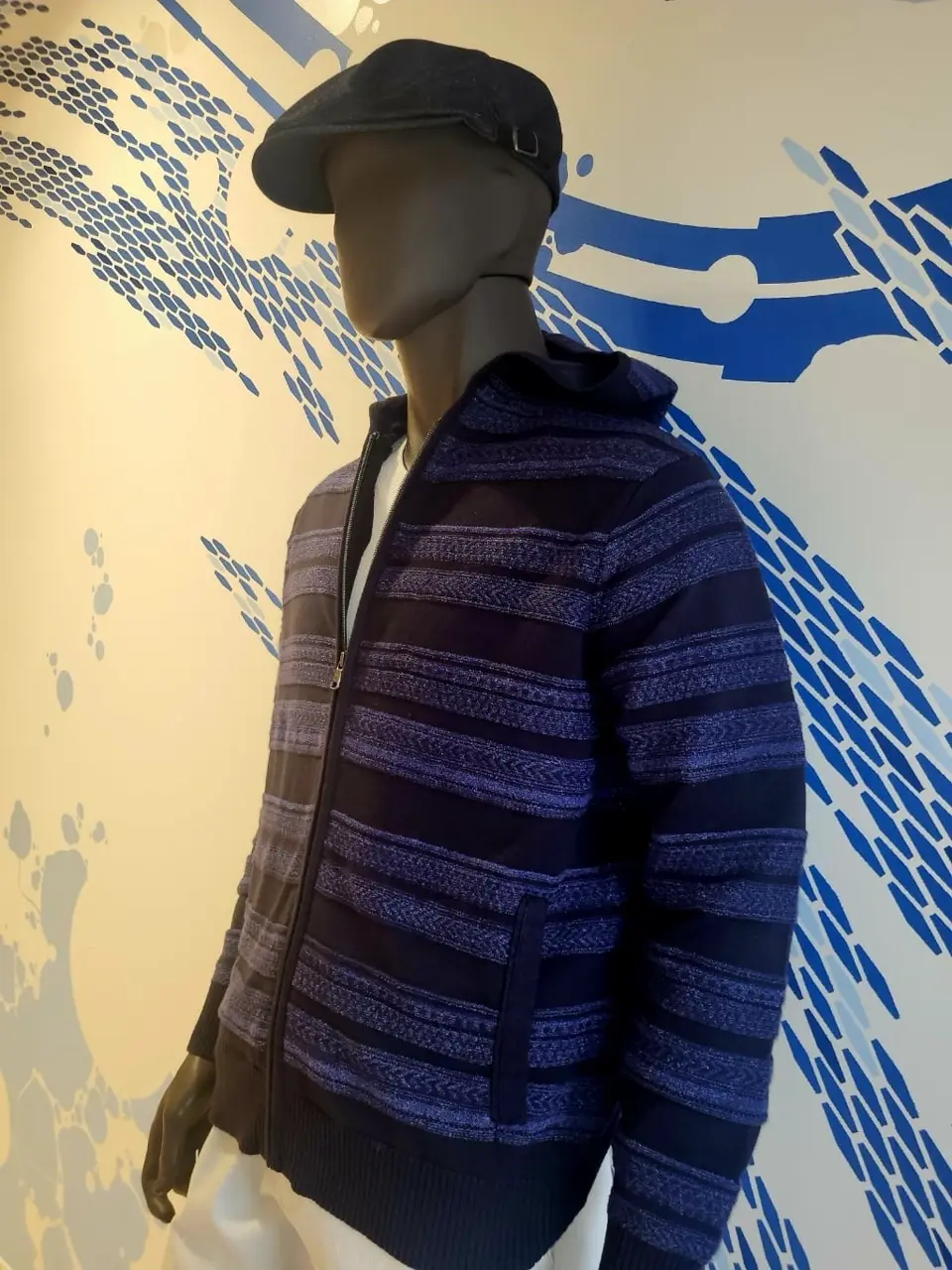 JOSEPH ABBOUD 亀井 コーディネート画像