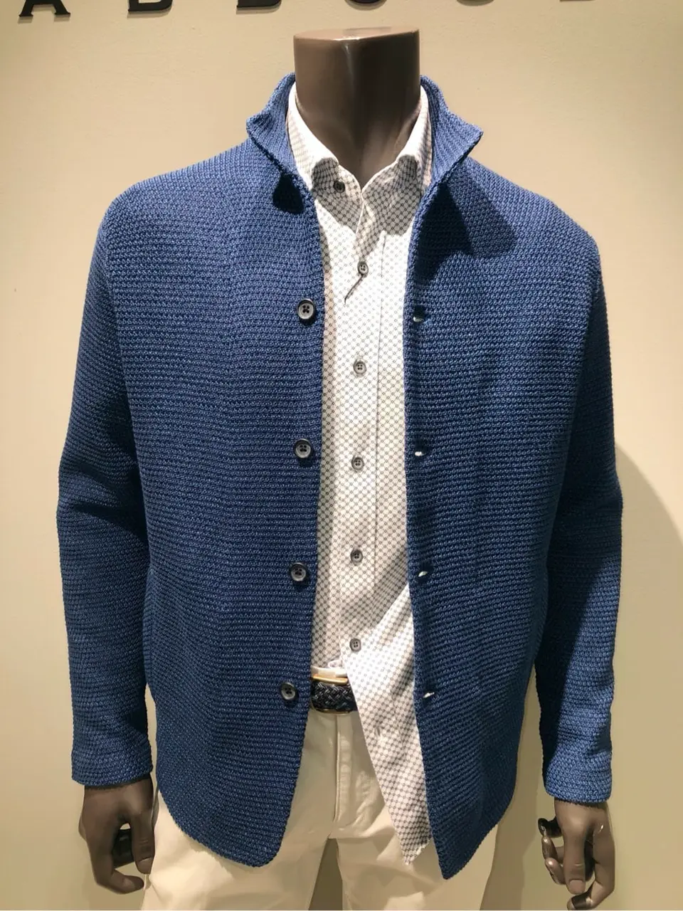 JOSEPH ABBOUD 川田 コーディネート画像
