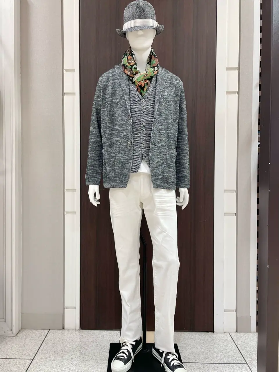 JOSEPH ABBOUD 松山 コーディネート画像