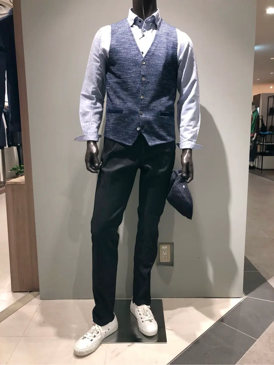 JOSEPH ABBOUD 川田 コーディネート画像