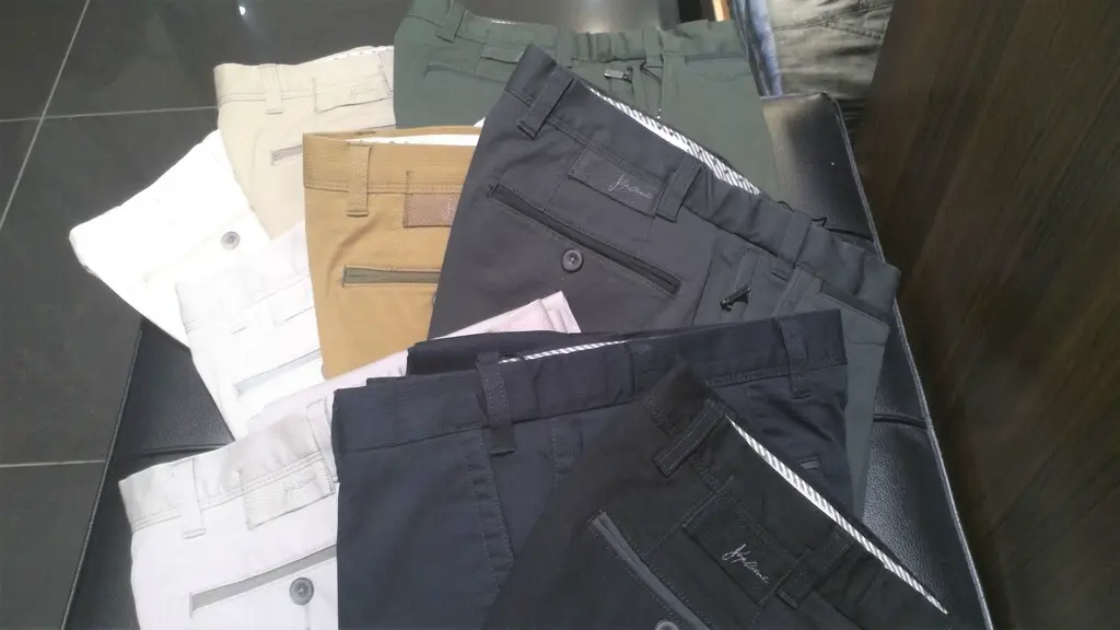 JOSEPH ABBOUD 中島 コーディネート画像