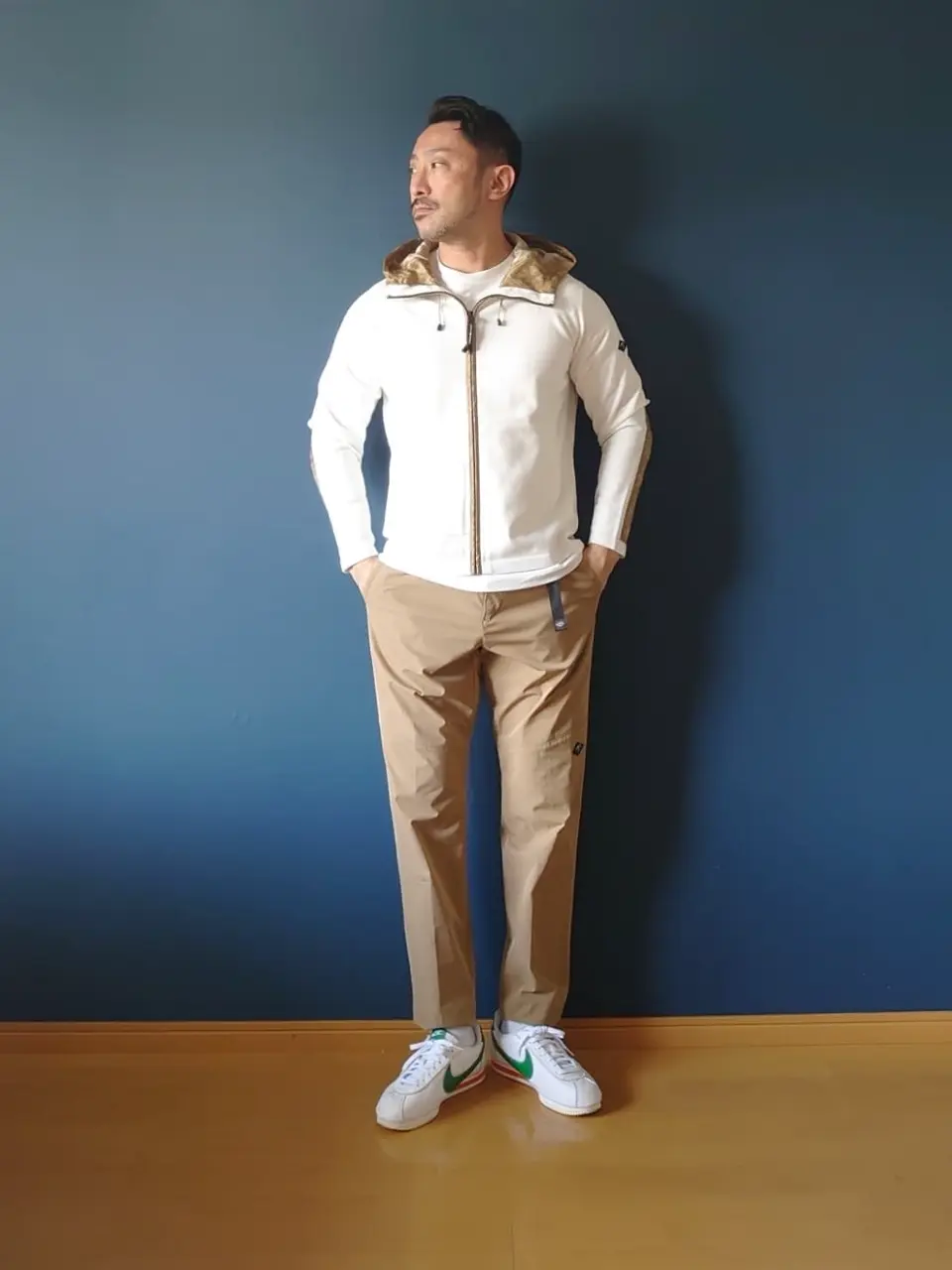 JOSEPH ABBOUD 安東 コーディネート画像