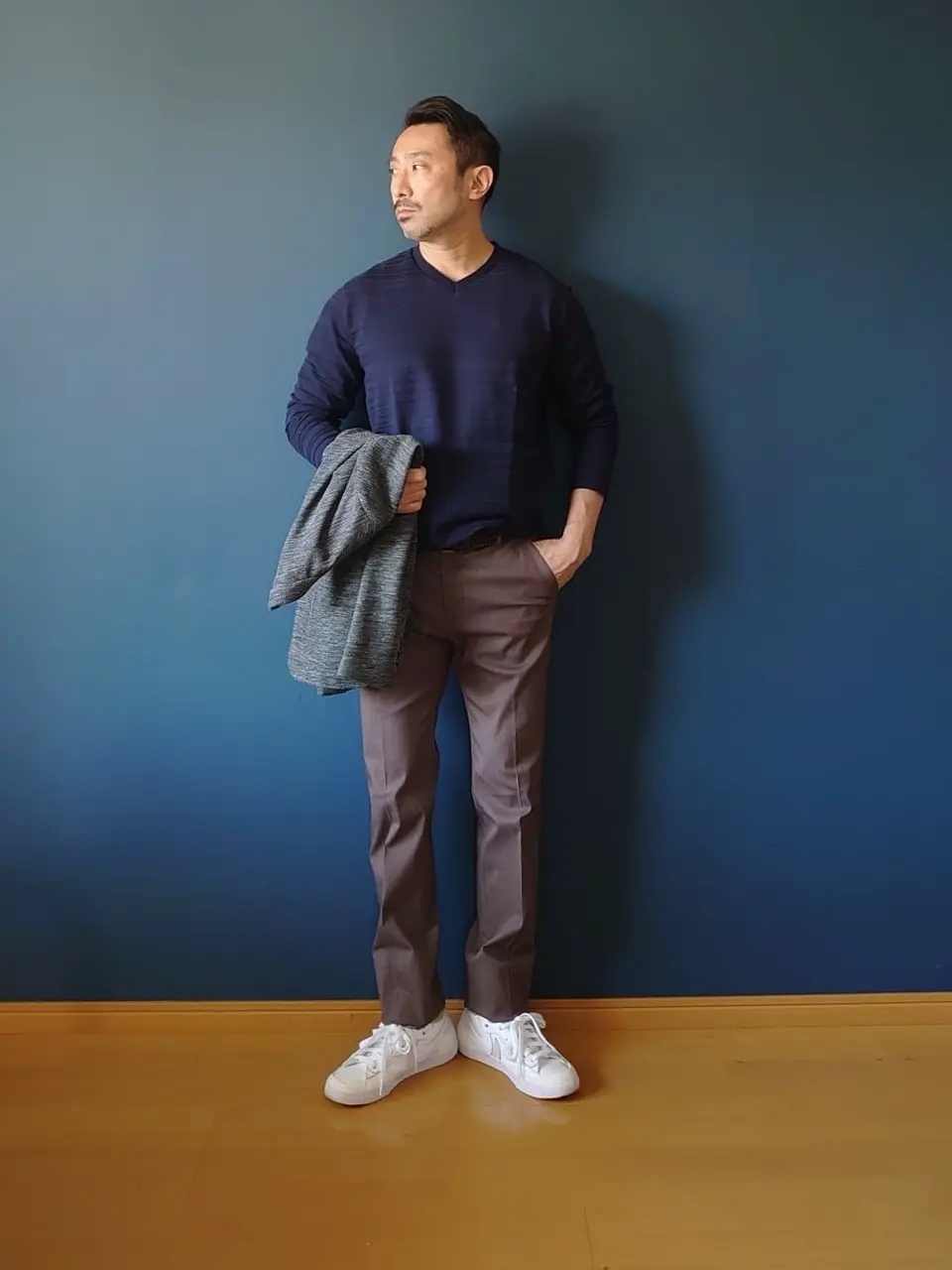 JOSEPH ABBOUD 安東 コーディネート画像