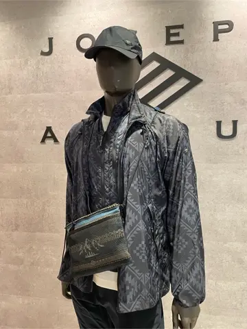 JOSEPH ABBOUD 東　 コーディネート画像