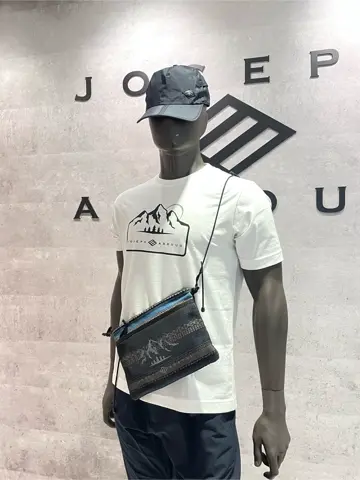 JOSEPH ABBOUD 東　 コーディネート画像