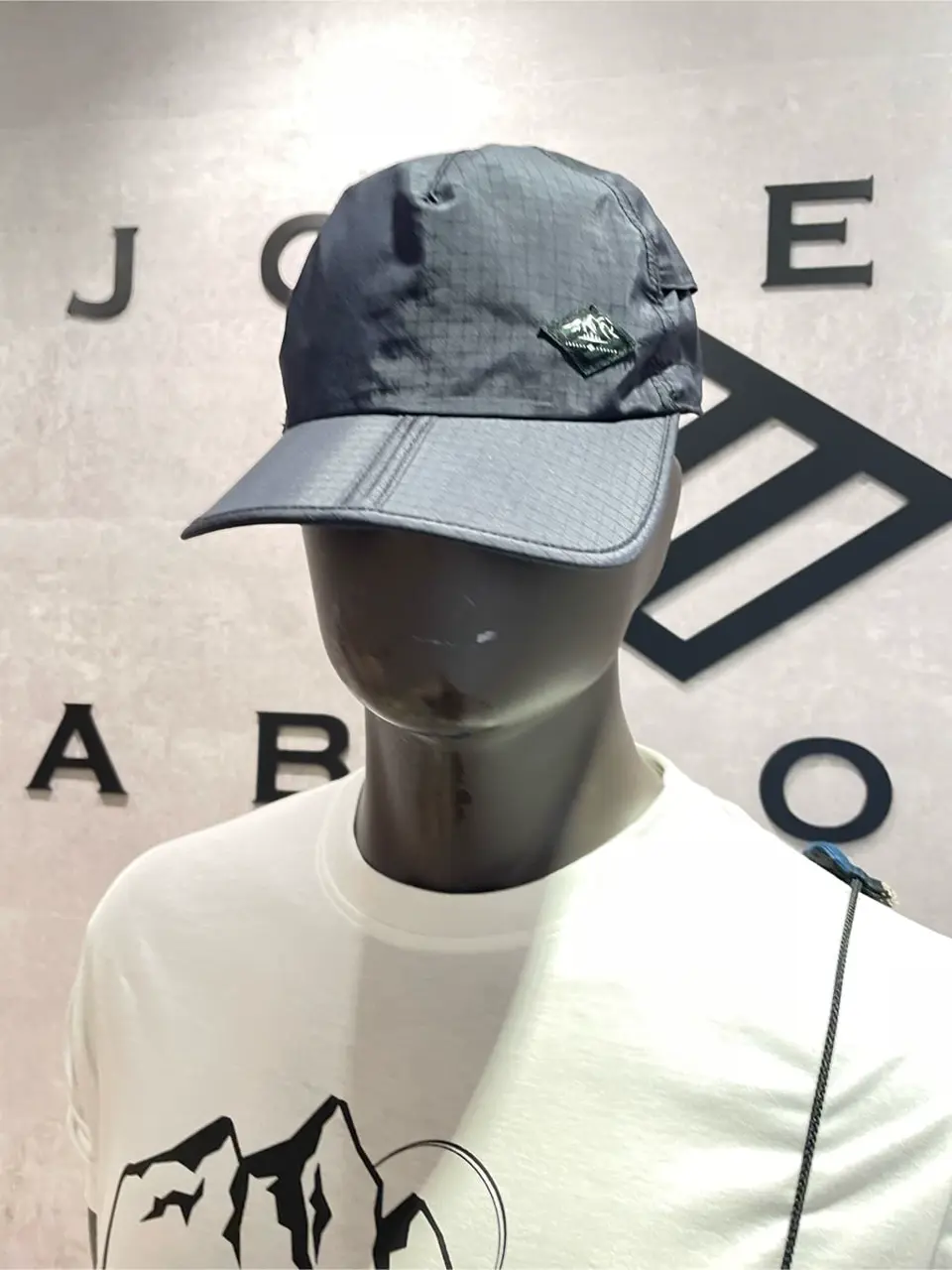 JOSEPH ABBOUD 東　 コーディネート画像