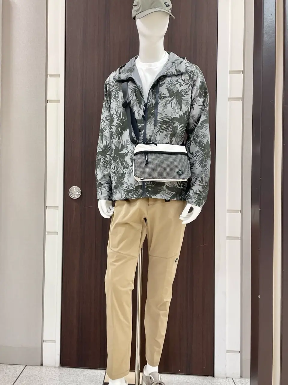 JOSEPH ABBOUD 松山 コーディネート画像