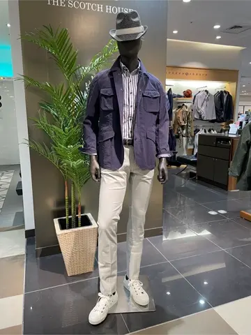 JOSEPH ABBOUD 渡辺あやこ コーディネート画像