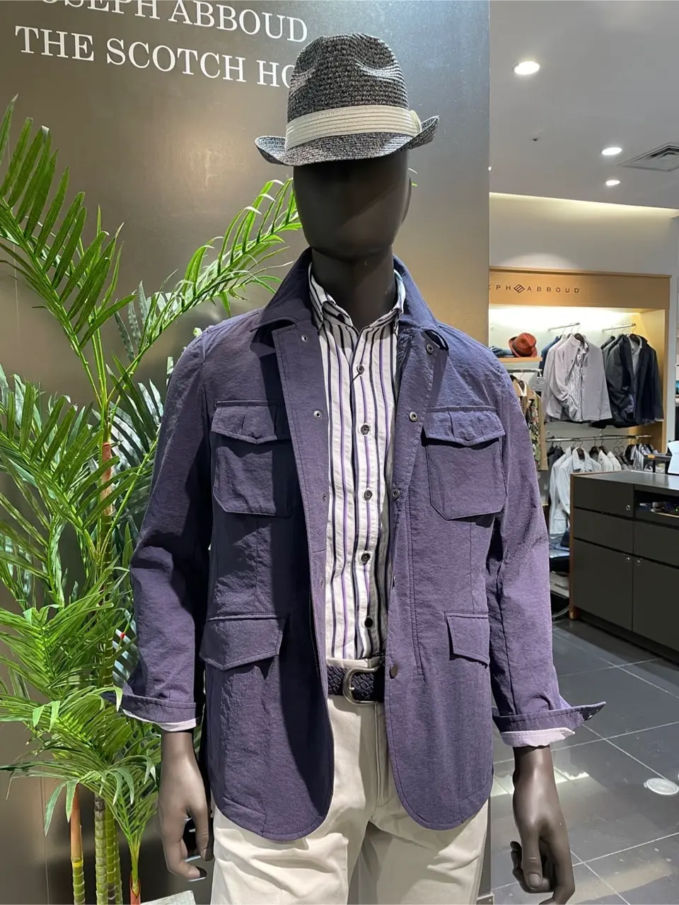 JOSEPH ABBOUD 渡辺あやこ コーディネート画像