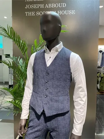 JOSEPH ABBOUD 渡辺あやこ コーディネート画像