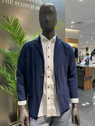 JOSEPH ABBOUD 渡辺あやこ コーディネート画像