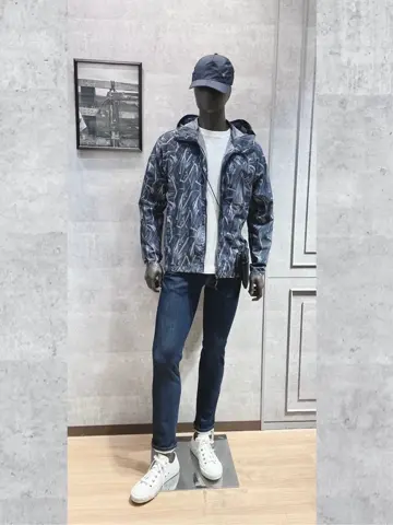 JOSEPH ABBOUD 二澤 コーディネート画像