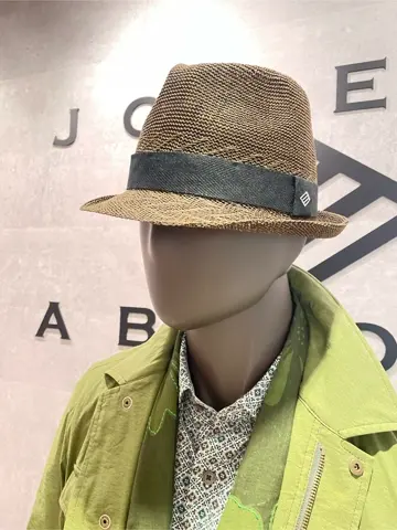 JOSEPH ABBOUD 東　 コーディネート画像