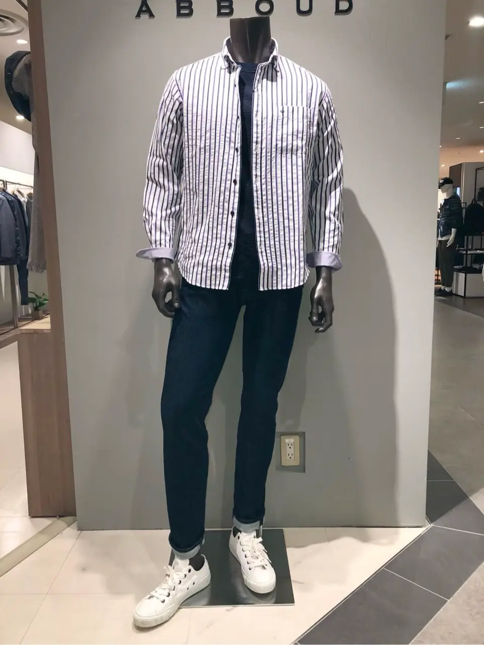 JOSEPH ABBOUD 川田 コーディネート画像