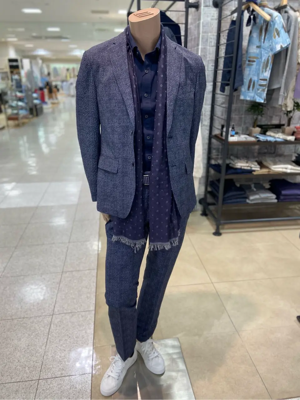  たかい　かおり コーディネート画像