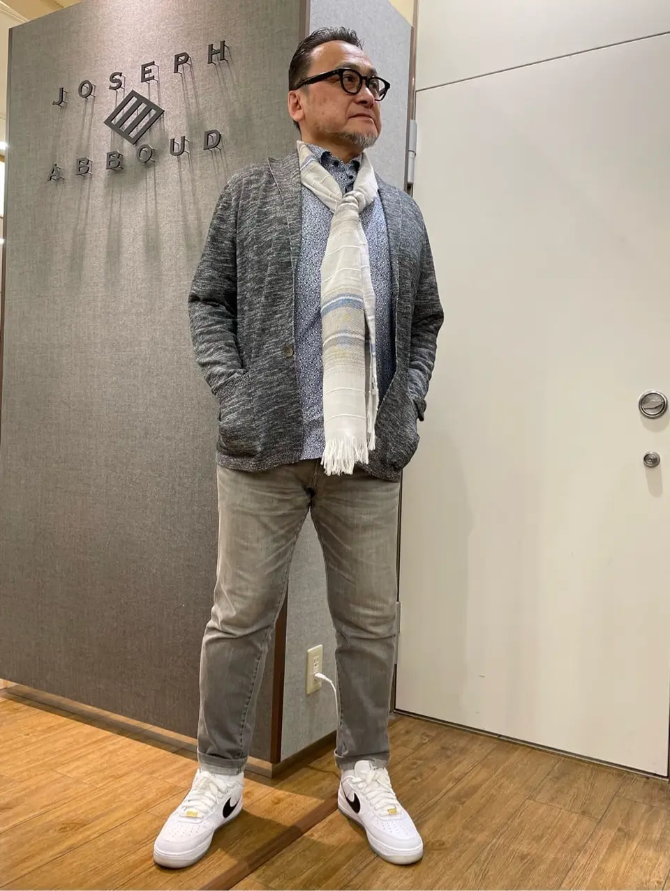 JOSEPH ABBOUD 辰見 コーディネート画像