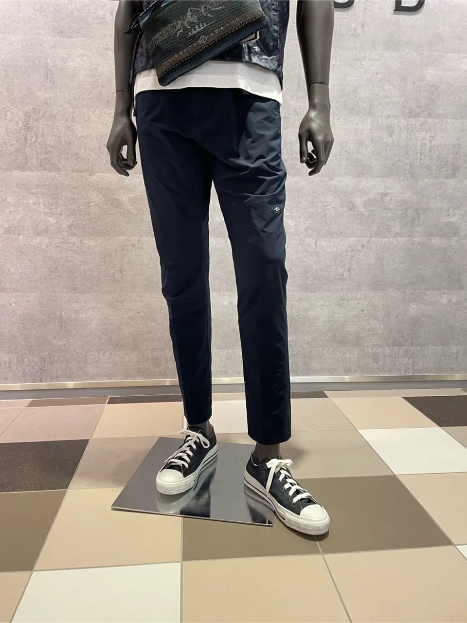 JOSEPH ABBOUD 東　 コーディネート画像