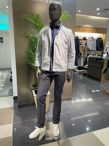 JOSEPH ABBOUD 渡辺あやこ コーディネート画像