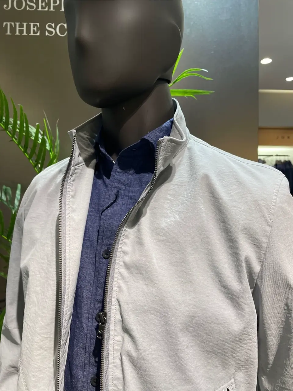 JOSEPH ABBOUD 渡辺あやこ コーディネート画像