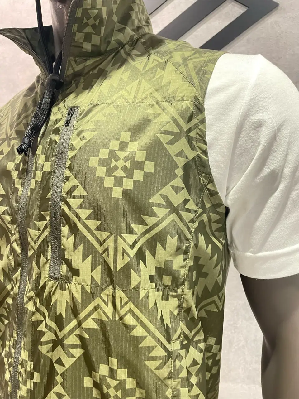 JOSEPH ABBOUD 東　 コーディネート画像