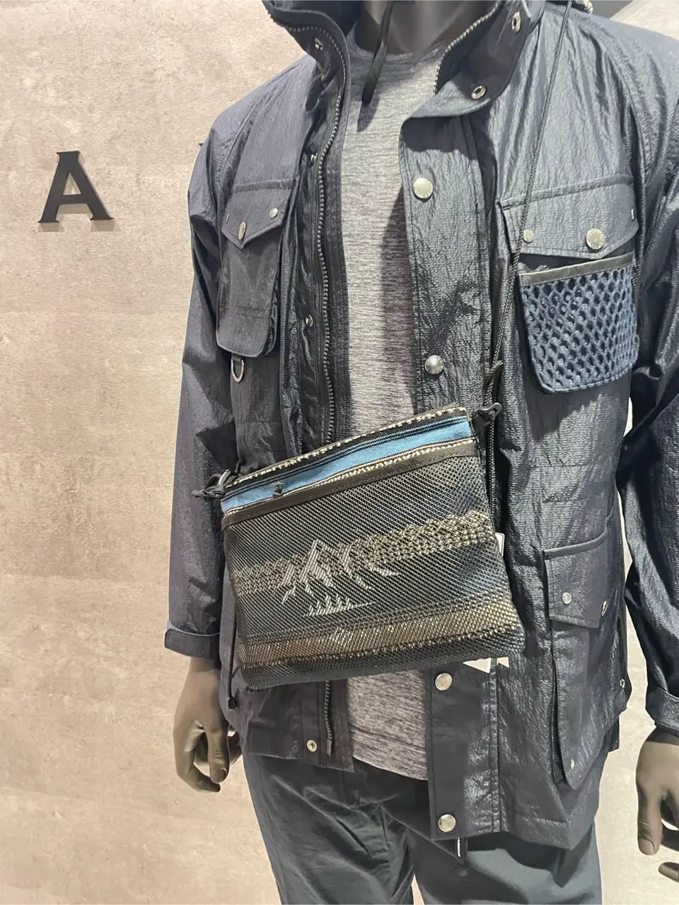 JOSEPH ABBOUD 東　 コーディネート画像